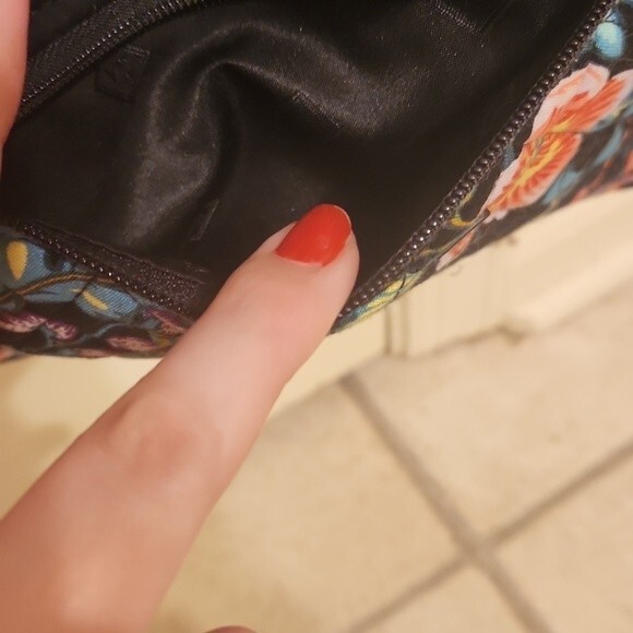 Vera Bradley Black & Green Floral Quilted Crossbody Bag - Picture 7 of 10